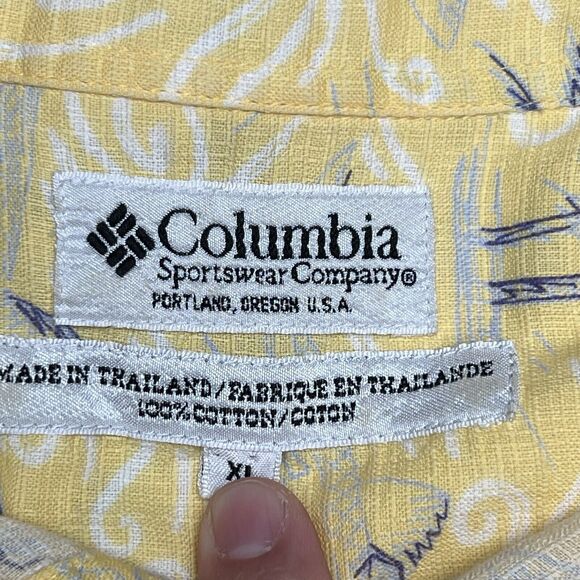 Mutt Lynchs  Columbia Newport Beach CA Hawaiian Shirt XL Yellow Sharks Dog - Picture 10 of 12